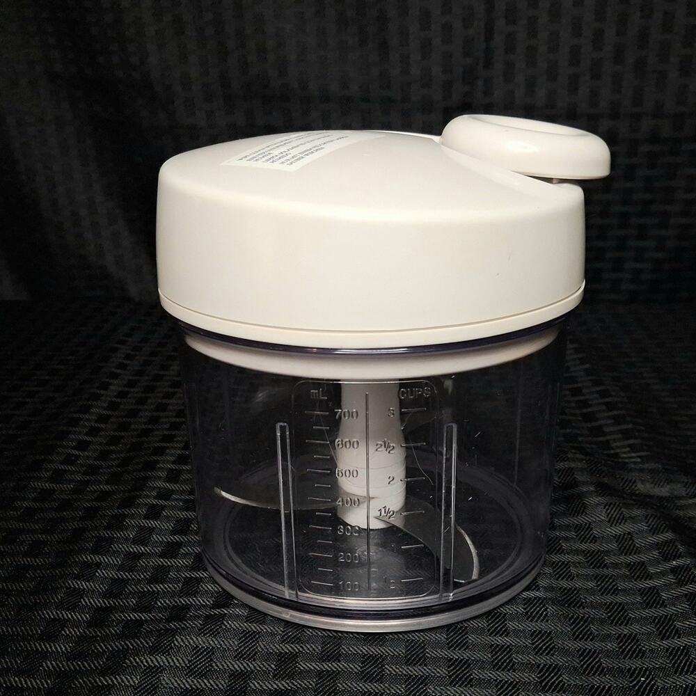 Pampered Chef Manual Food Processor #2581 3 Cup Hand Pull Chopper EUC!